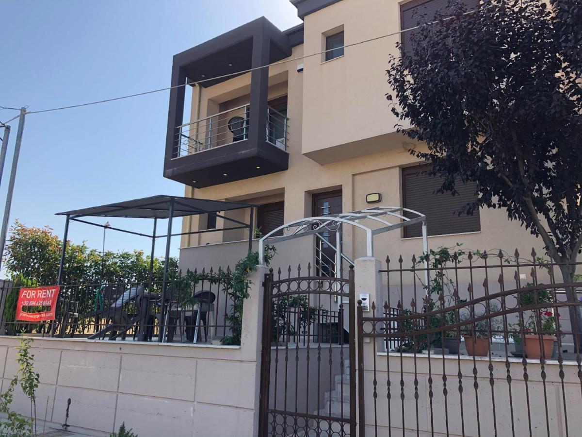 Am Beach House Nea Moudania Ngoại thất bức ảnh