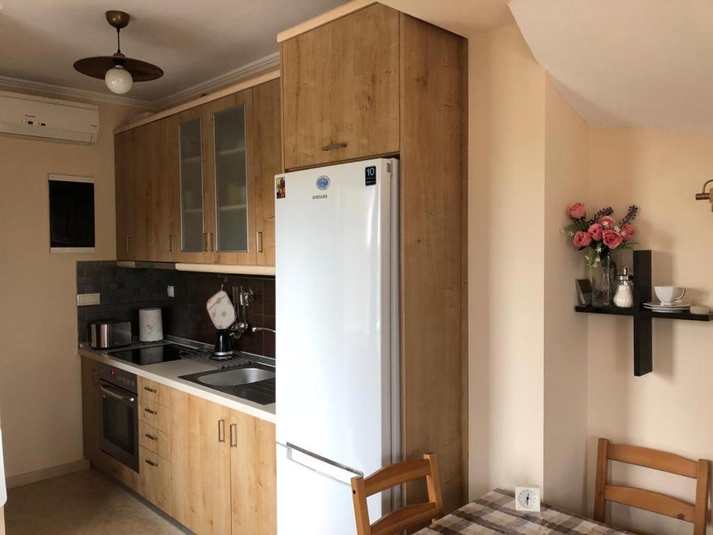 Am Beach House Nea Moudania Ngoại thất bức ảnh
