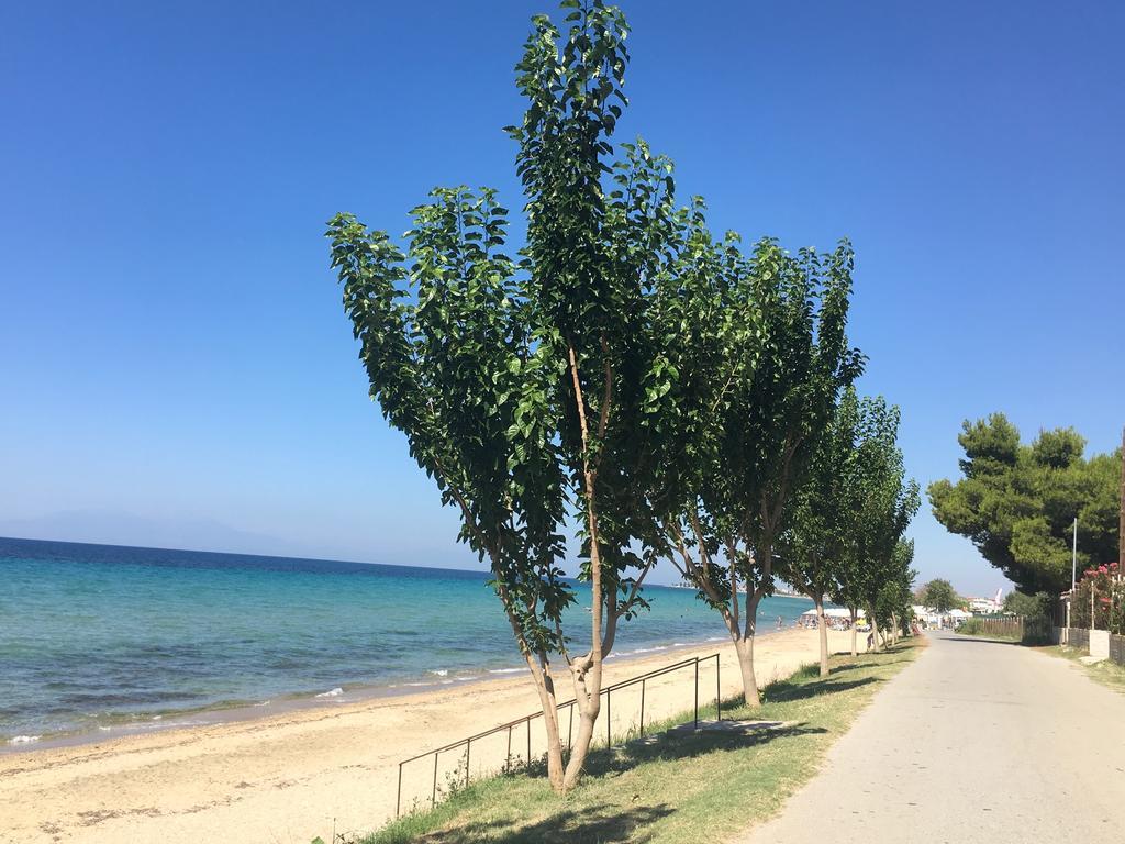 Am Beach House Nea Moudania Ngoại thất bức ảnh